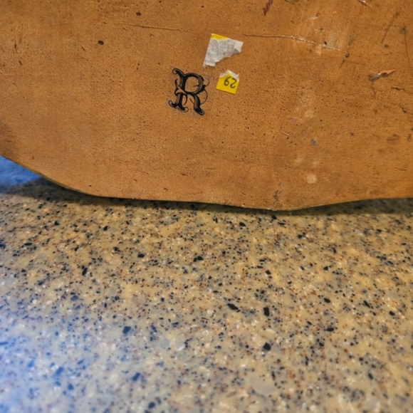 Vintage farmhouse girl feeding turkey figurine - Picture 5 of 5